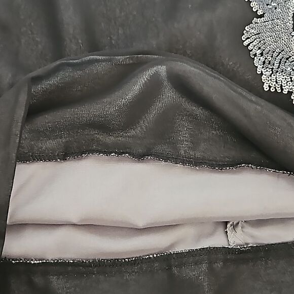 YaYa & Co Women's Sequins Open Back Top With Tie Front Black/ Silver Medium - Picture 14 of 16